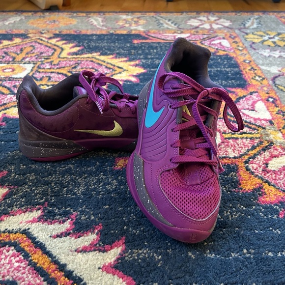 Nike Other - EUC Ja 2 Nike Basketball Sneakers